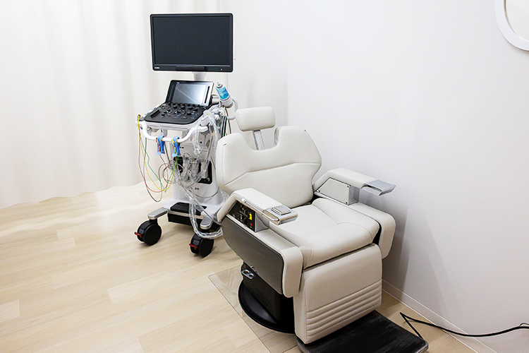 阪神西宮よしおかクリニック 西宮市 甲状腺だけでなく、糖尿病診療やエコーを用いた診断にも対応