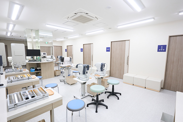 ときわ台村中眼科 板橋区 検査室は検査機器が充実。経験豊富なスタッフが対応する