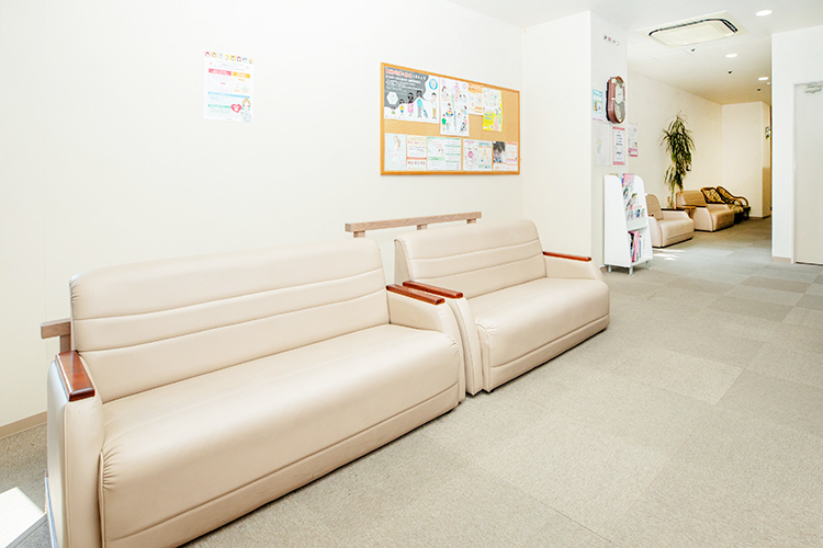 IDAクリニック 京都市山科区 患者目線の工夫をさまざま施している院内