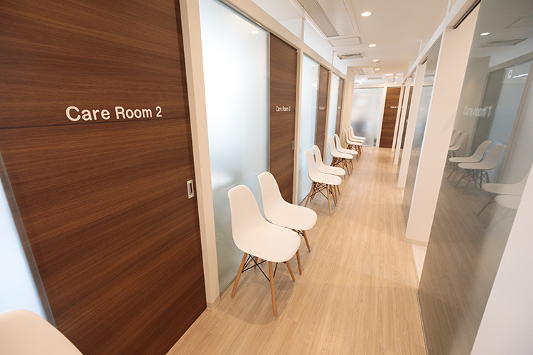 あいおい歯科グループ　横浜駅前歯医者・矯正歯科 横浜市西区 忙しい患者も通いやすいクリニックづくりに努めている