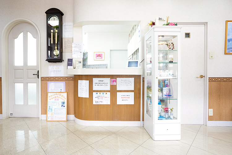 しらゆりデンタルクリニック 北九州市小倉南区 一つ一つの治療を丁寧に行うことを心がけている