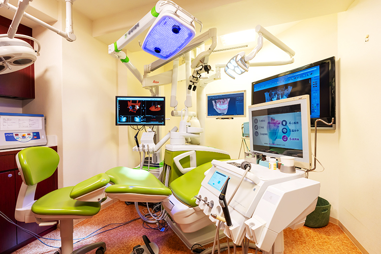 上前津歯科医院 名古屋市中区 丁寧な診療を心がけている