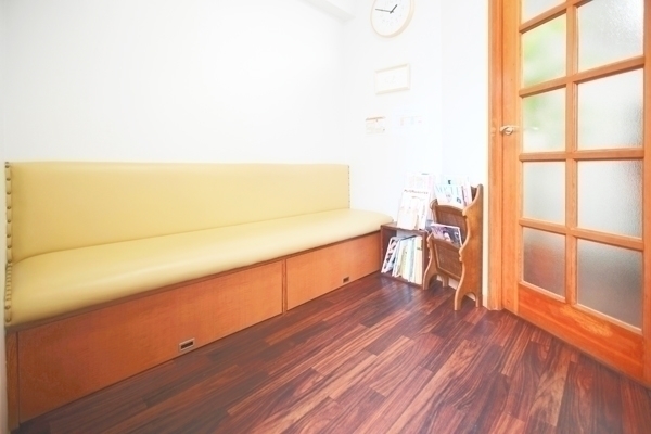 田島歯科クリニック 世田谷区 アットホームな、温かみある空間