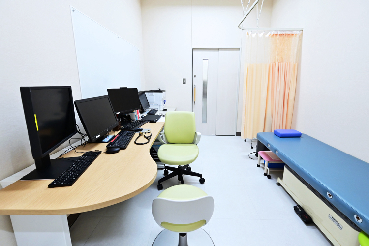 たけだ膠原病リウマチクリニック 京都市下京区 高い専門性を持った医師たちが密に連携し、患者をサポートする