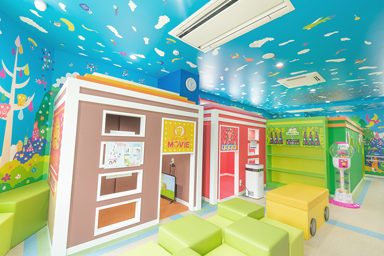 かんざき歯科医院 北九州市小倉南区 テーマパークのような空間で楽しく治療を受けることができる