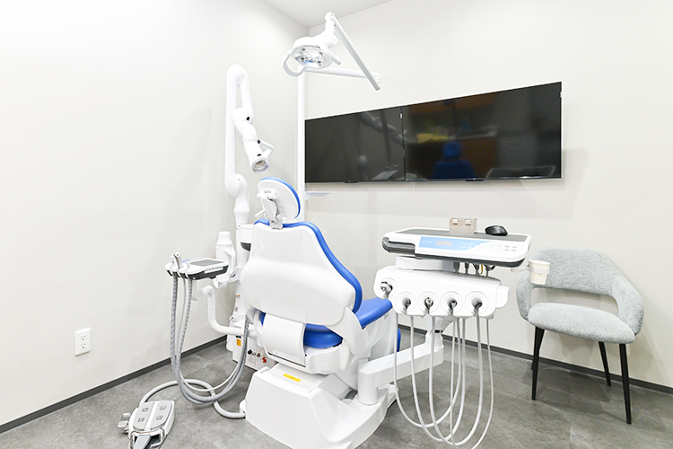 瀬谷アクロスデンタルクリニック 横浜市瀬谷区 患者が自分の歯で食事を楽しめるようサポートする