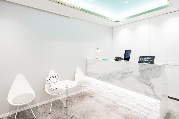 堂島RYO歯科・矯正クリニック 大阪市北区 一般歯科から矯正歯科、口腔外科まで幅広く診療を実施