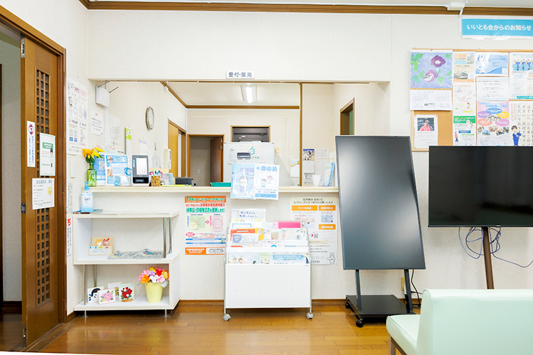 宇野胃腸内科脳神経内科 松阪市 スタッフが丁寧に対応を行い地域の健康を支える