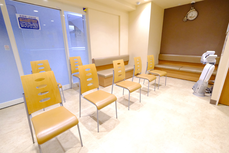 いそのかみ皮フ科 大東市 予約システムを取り入れ、待ち時間の短縮にも努める