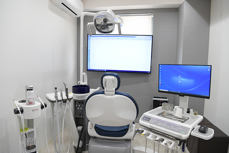 稲毛デンタルクリニック 千葉市稲毛区 プライバシーにも配慮し、ユニットは個室あるいは半個室を備える