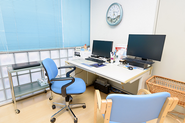 井上内科 大阪市東淀川区 内科から神経内科まで、幅広い悩みに対応する