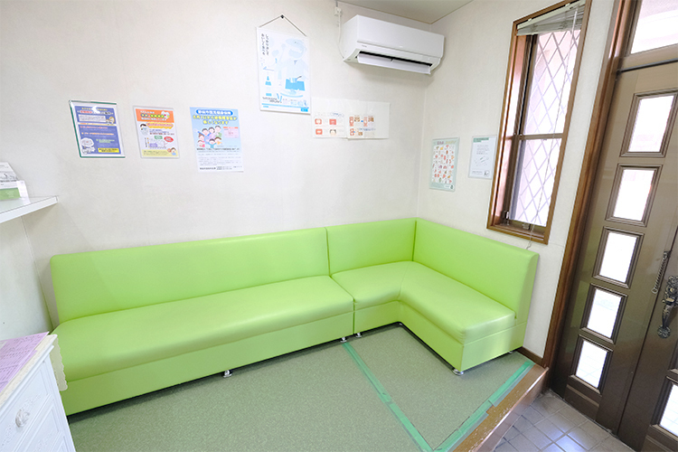 東町歯科クリニック 野田市 若年層からシニア層まで各年代の患者が来院