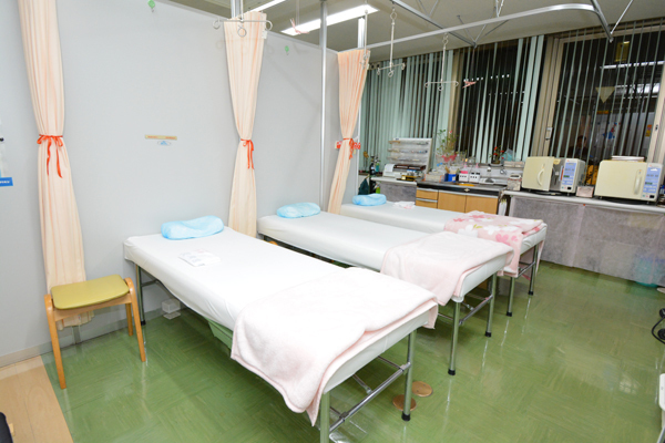 小畠クリニック 大阪市中央区 丁寧な診察が特徴