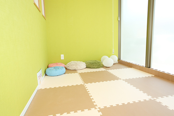 こじまデンタルクリニック 名古屋市緑区 キッズルームもあり子どもやママが安心して通える