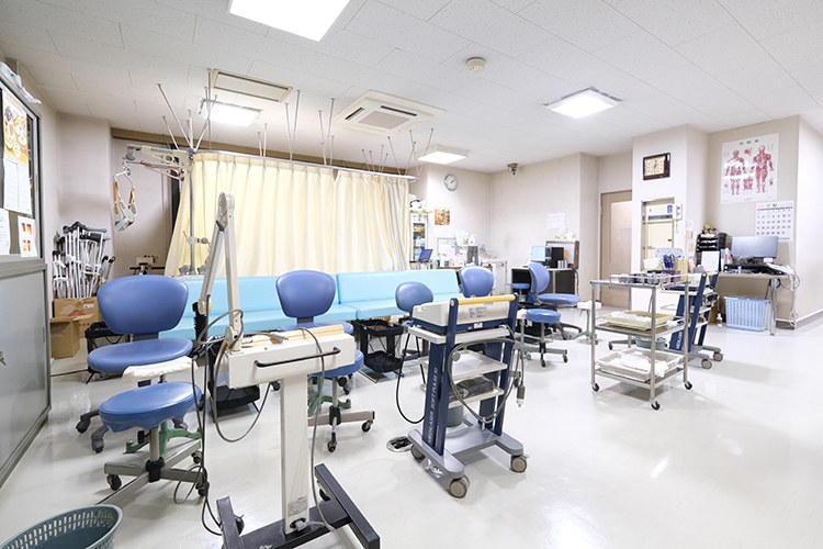 魚住総合クリニック 江東区 接骨院から総合診療へ。地域に根差した医療の進化形