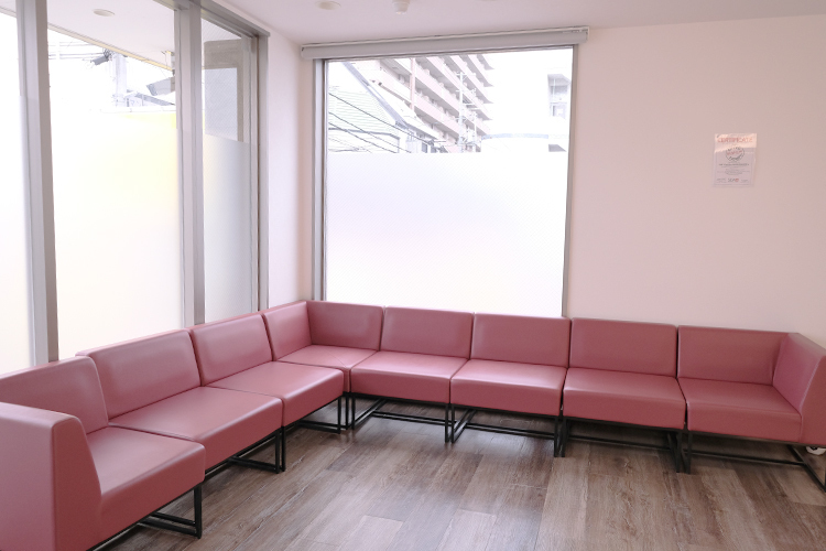 ヒロデンタルクリニック 藤井寺市 完全バリアフリーでベビーカーや車いすでも不安なく通院できる