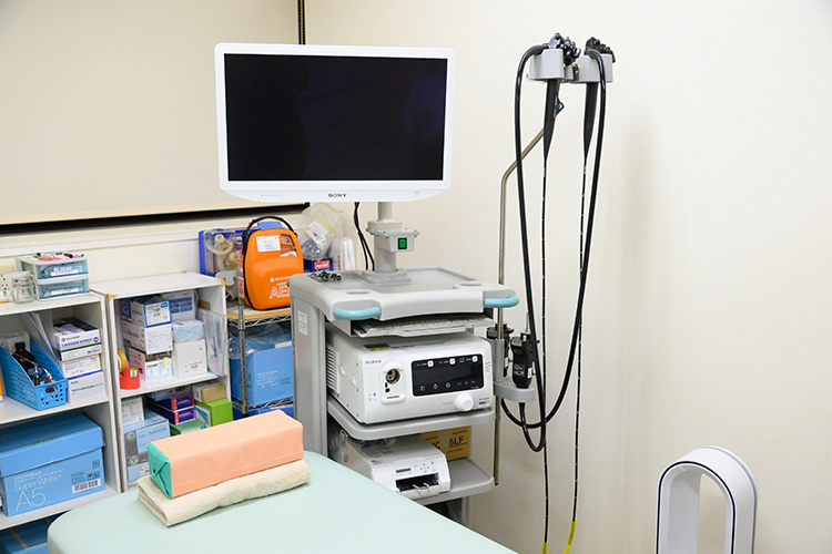 成子クリニック 目黒区 内視鏡。患者が眠っている間に実施する