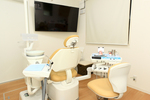 白沢歯科・矯正歯科クリニック 名古屋市守山区 院内は明るく爽やかな雰囲気