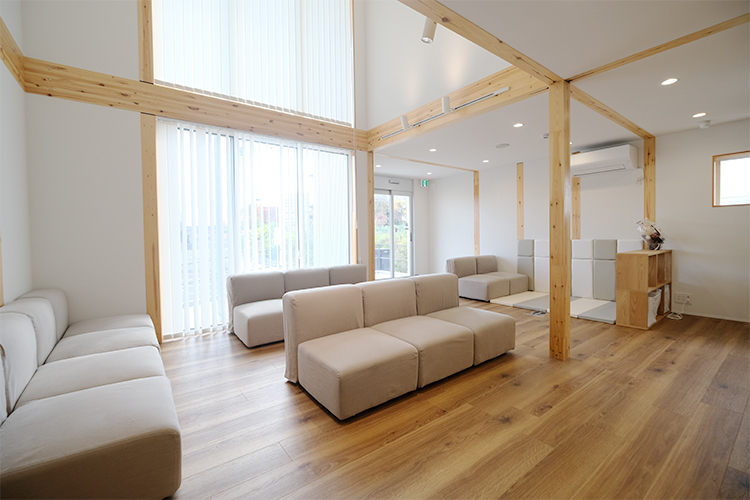 RITA歯科 大府市 こだわりの意匠の落ち着く空間