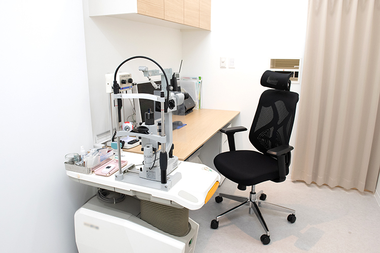 うめだ駅前アイクリニック 大阪市北区 不安に寄り添い、安心して治療を受けられる環境を整える