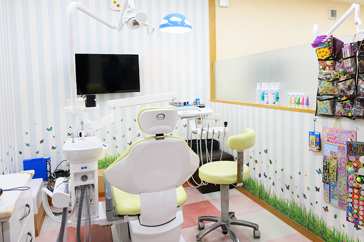 みょうでんfamily歯科 市川市 子どもが診療に通うのが楽しくなるような工夫を凝らす