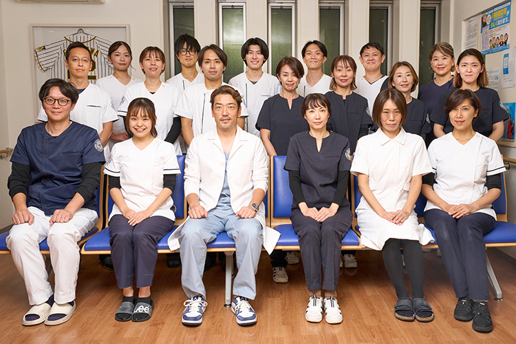 大井クリニック 西宮市 スタッフ全員で一丸となって患者の健康をサポートする