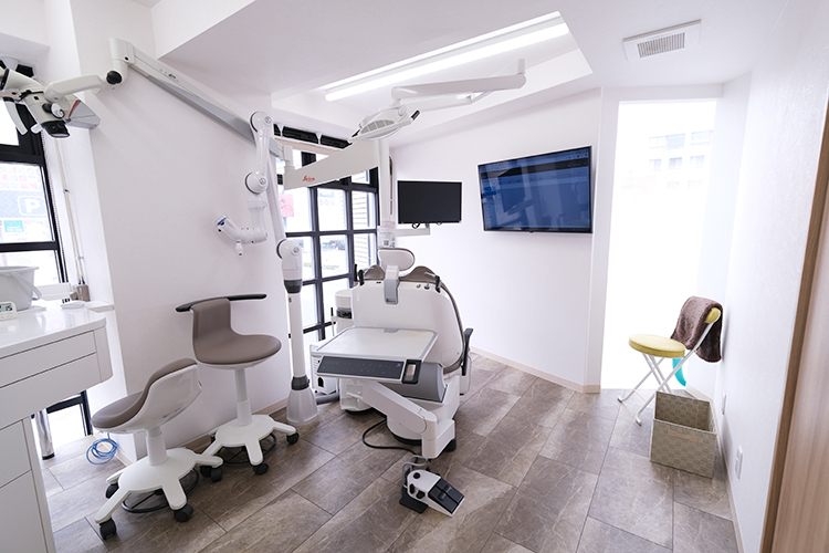 宝塚あさひ歯科クリニック 宝塚市 一人ひとりに時間を取り、寄り添って治療を行う