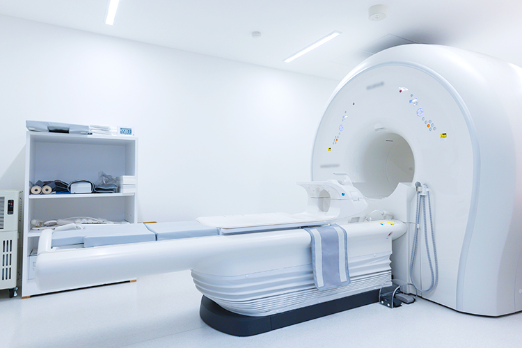 T-松岡救急クリニック 神田 千代田区 CTやMRIなど、先進の検査機器を備える