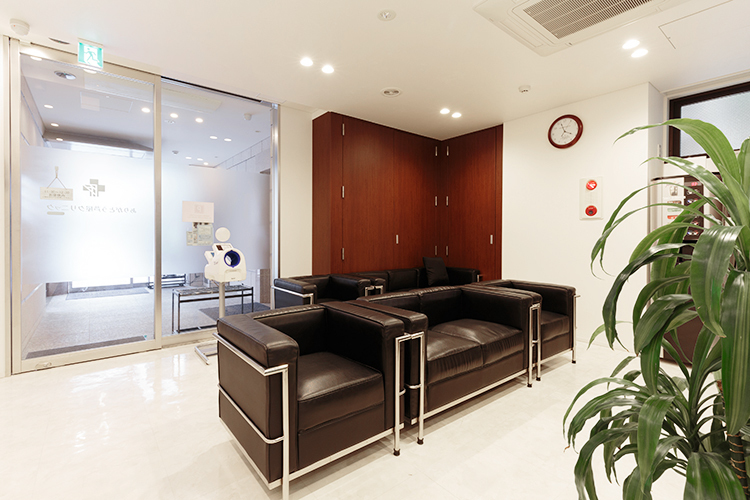 ありがとう芦屋クリニック 芦屋市 院内は清潔感があり明るい雰囲気