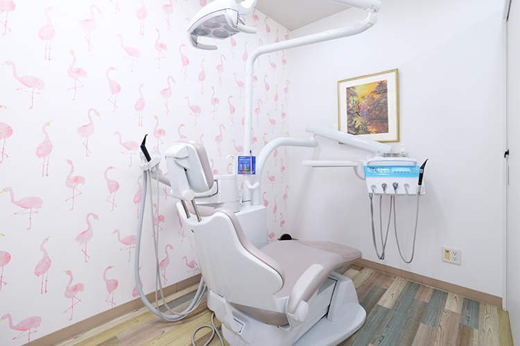 戸田ファミリー歯科 戸田市 プライバシーに配慮し、個室診察室を備えている
