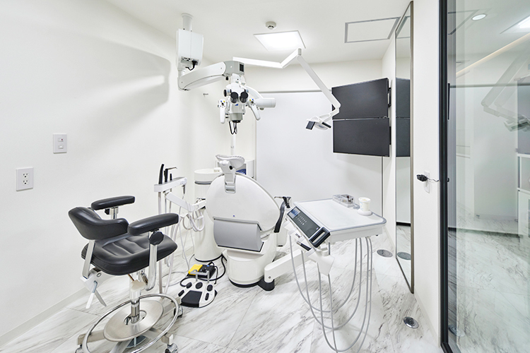 塚原デンタルクリニック 千代田区 「信頼」を大切にコミュニケーションをかかさない