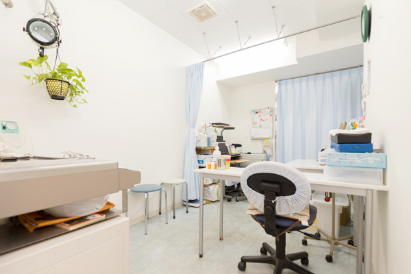 落合駅前クリニック  新宿区 診療室は個室。あらゆる悩みが相談可能