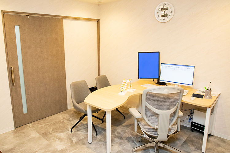 ILC国際腰痛クリニック大阪 大阪市淀川区 精密な検査から丁寧な診察まで1日で終えられる