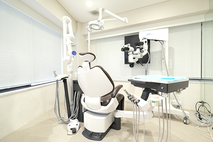 Refino Dental Clinic 新宿区 良質な治療を提供し、予防やメンテナンスにも注力する