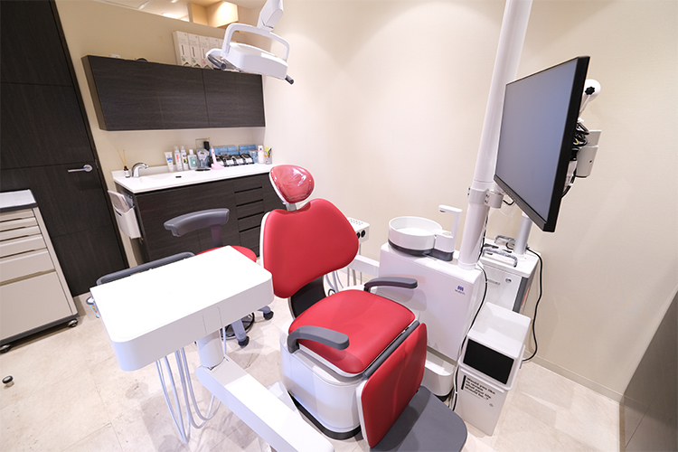 矯正歯科新百合山手クリニック 川崎市麻生区 診察室はプライバシーに配慮した完全個室