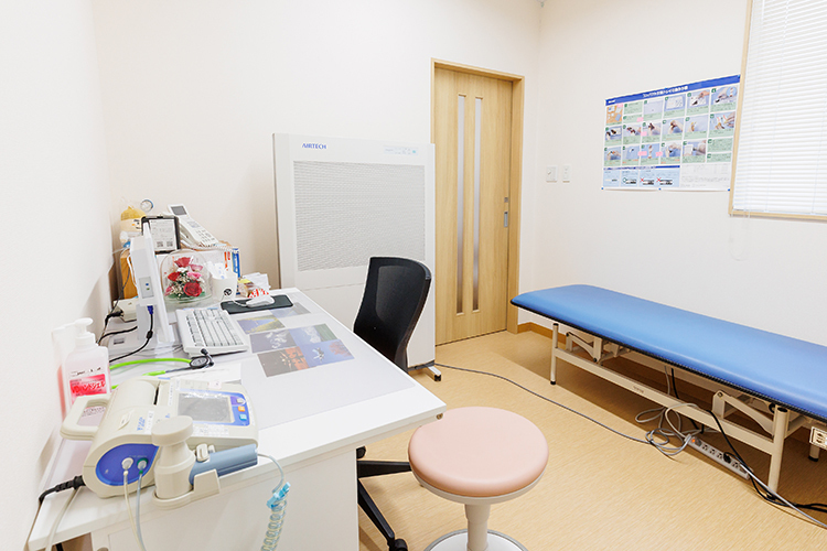 こはし内科・腎クリニック 丸亀市 処置や栄養指導などを行うスペース