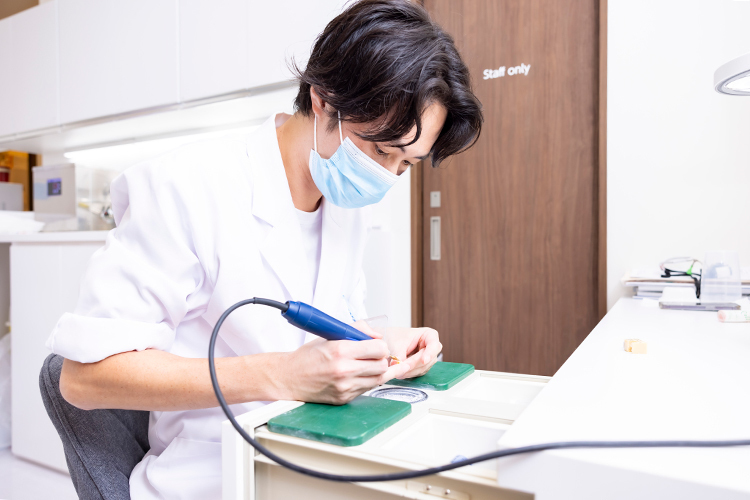 SEIJO PRIME DENTAL OFFICE 世田谷区 院内には技工スペースを用意