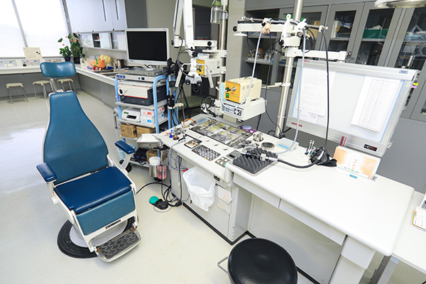 村上医院耳鼻咽喉科 各務原市 診察台は計3台