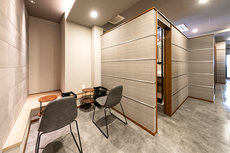 岡山レラクリニック 岡山市北区 大きな仕切りが安心できる