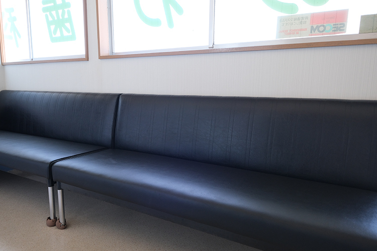 みわ歯科医院 横須賀市 待合室でもコミュニケーションを欠かさない