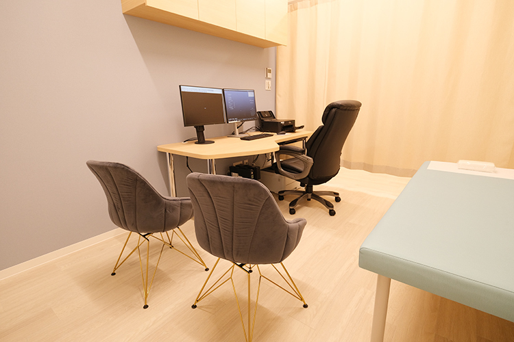 あらい和光市駅前 脳外科・神経内科 和光市 患者にとって適切と考える治療法を提案。説明にも力を入れる