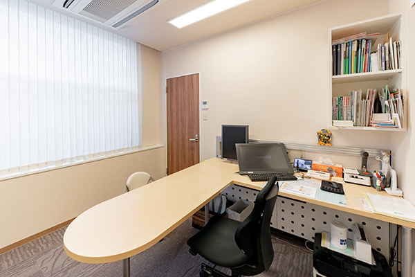 女性とこころのクリニック 荒川区 メンタルの不調についても数多くの診察経験から柔軟に対応する