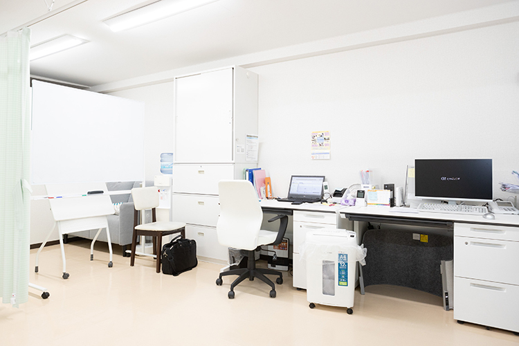 和み在宅診療クリニック 福岡市城南区 訪問看護師など他職種との連携を図りながら、地域医療に貢献