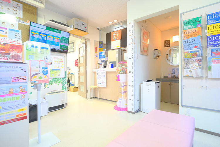 大治西條ファミリー歯科 海部郡大治町 採光が良く、温かみのある院内