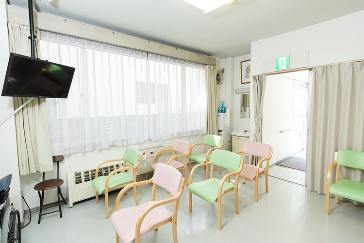 亀崎医院 秦野市 木曜午後は訪問診療も実施