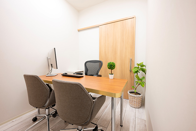 越谷Kこころのクリニック 越谷市 公認心理士や精神保健福祉士や保健師が在籍している