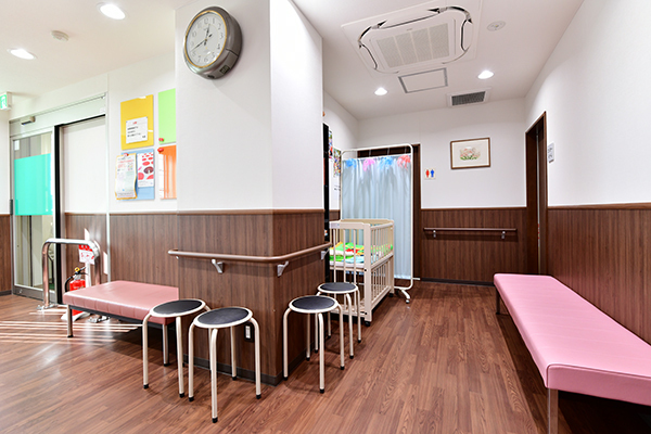 竹島皮フ科医院 葛飾区 アットホームな雰囲気の院内