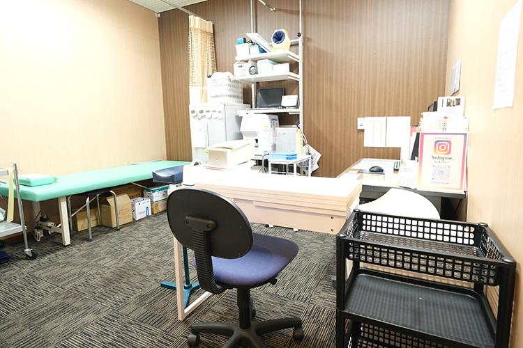 医療法人 天神総合クリニック 福岡市中央区 内科・外科・消化器内科・婦人科・皮膚科・美容皮膚科を標榜