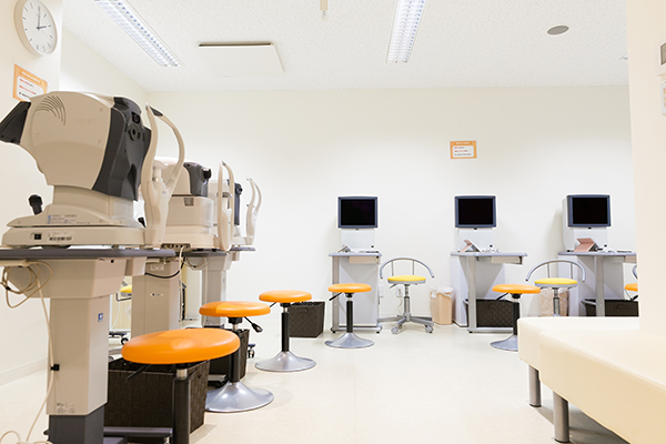 善行すずき眼科 藤沢市 詳細な検査も可能だ