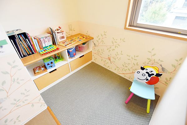 ふくだ眼科 吹田市 キッズスペースもあり、子ども連れの人も安心して来院できる